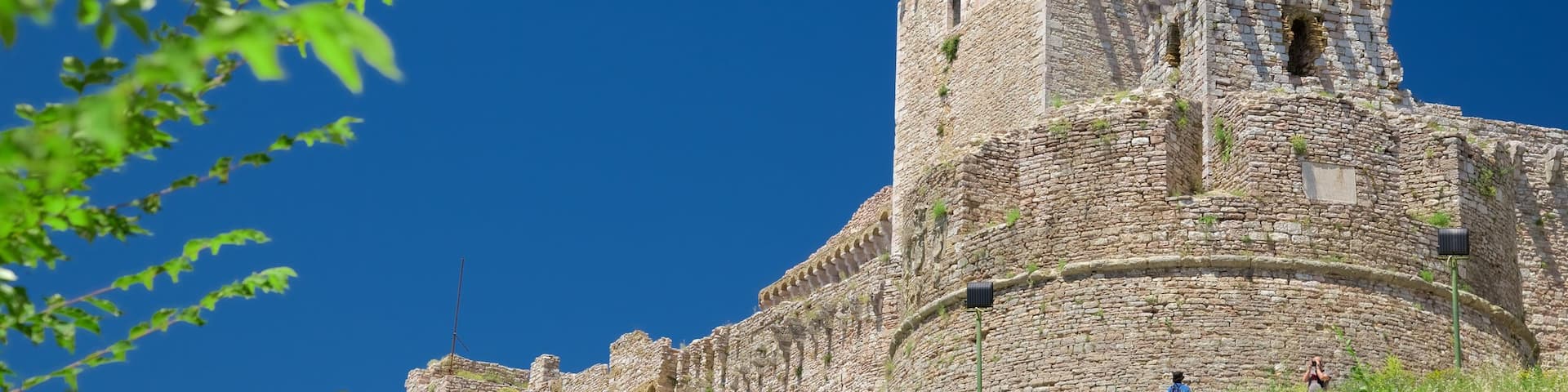 Rocca Maggiore montrant château