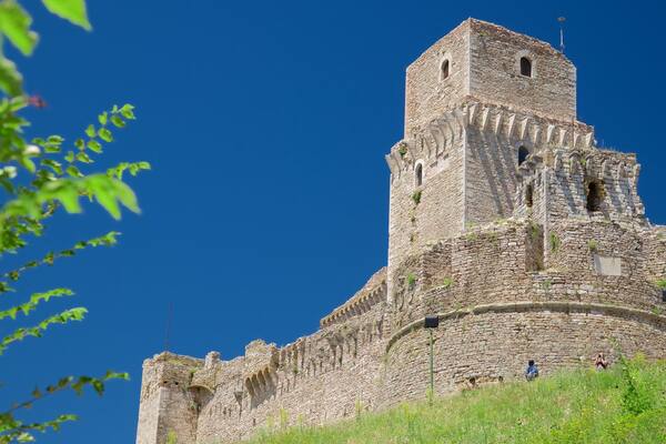 Rocca Maggiore montrant chĂąteau