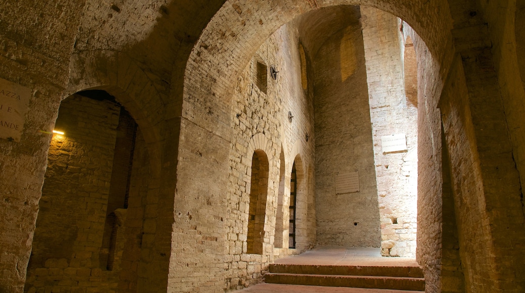 Rocca Paolina which includes heritage architecture and interior views