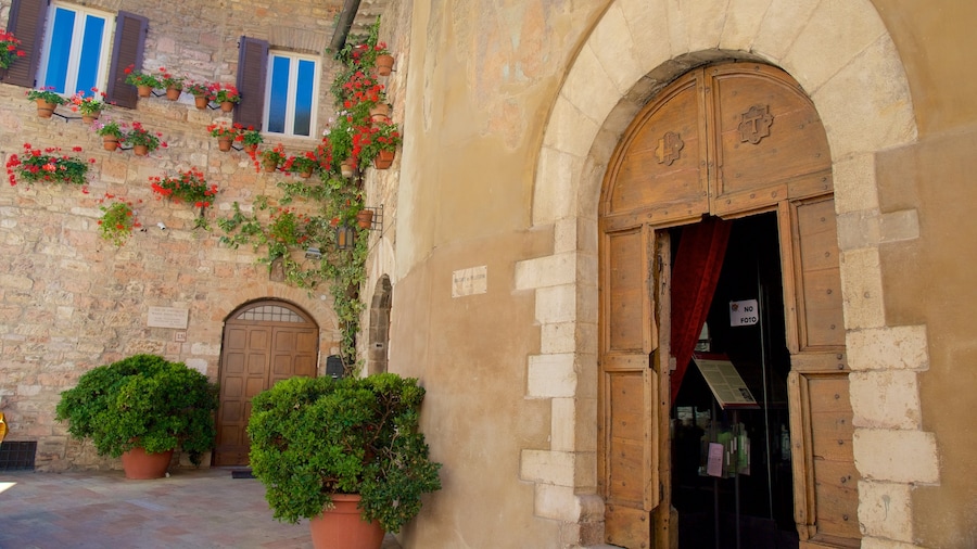 Oratorio dei Pellegrini das einen historische Architektur und Kleinstadt oder Dorf