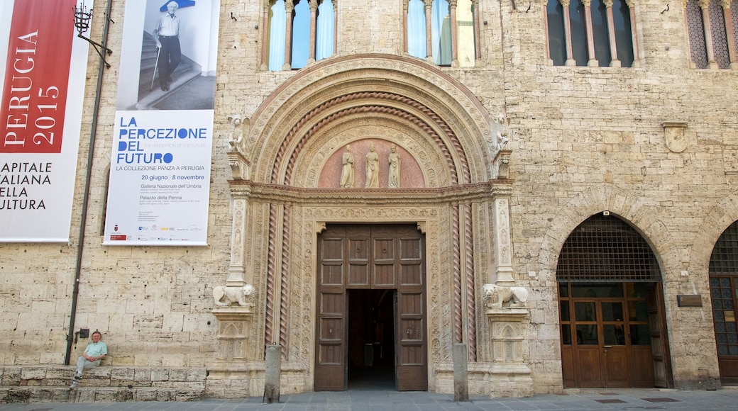Galleria Nazionale dell\'Umbria joka esittÀÀ vanha arkkitehtuuri ja kyltit