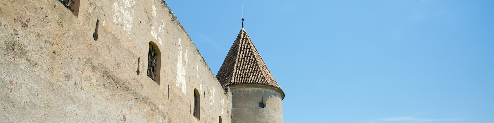 Maretsch Castle which includes château or palace