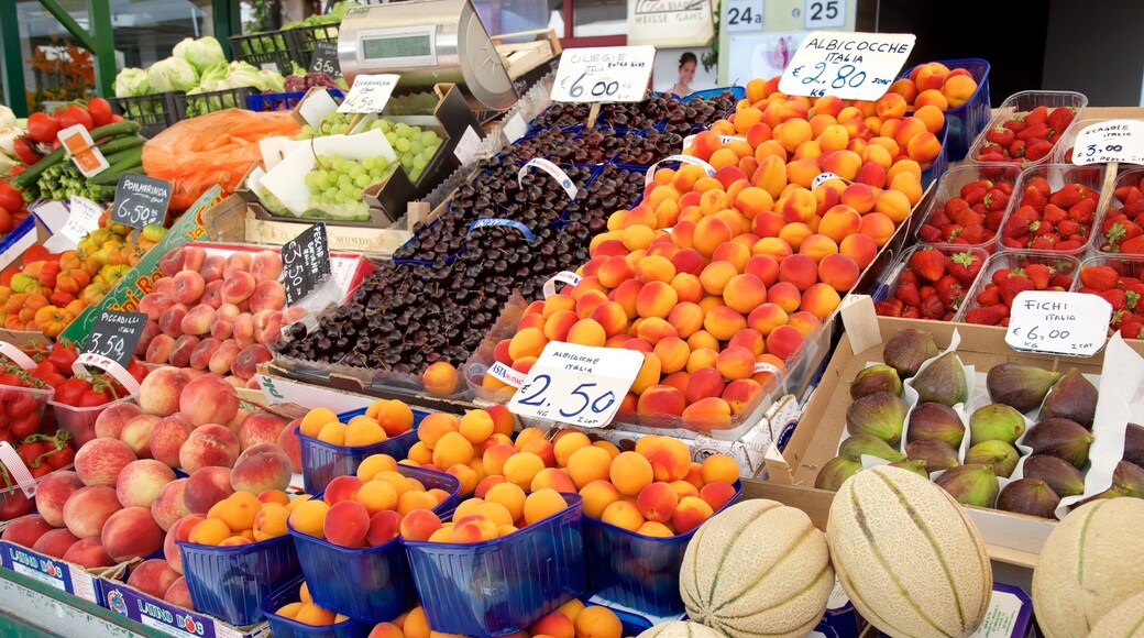 Bolzano mostrando mercados y comida