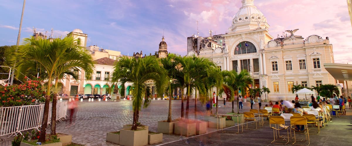 Salvador showing night scenes, street scenes and heritage architecture
