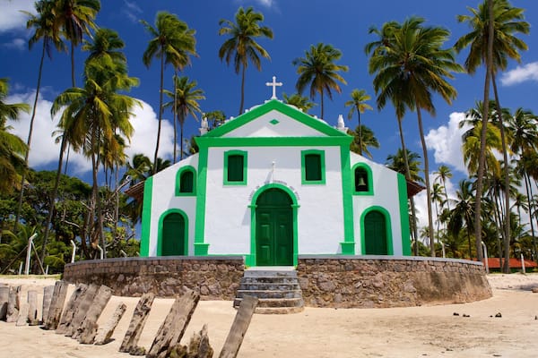Tamandare which includes a church or cathedral, a sandy beach and tropical scenes