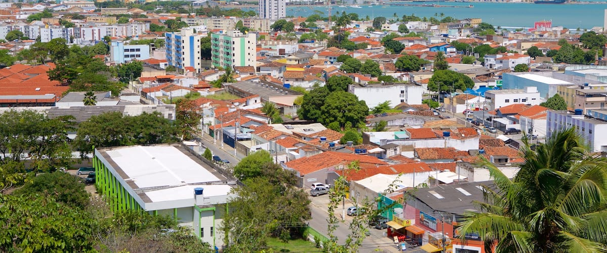 Maceio which includes a coastal town and general coastal views