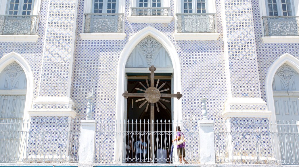 Maceió caracterizando uma igreja ou catedral e aspectos religiosos