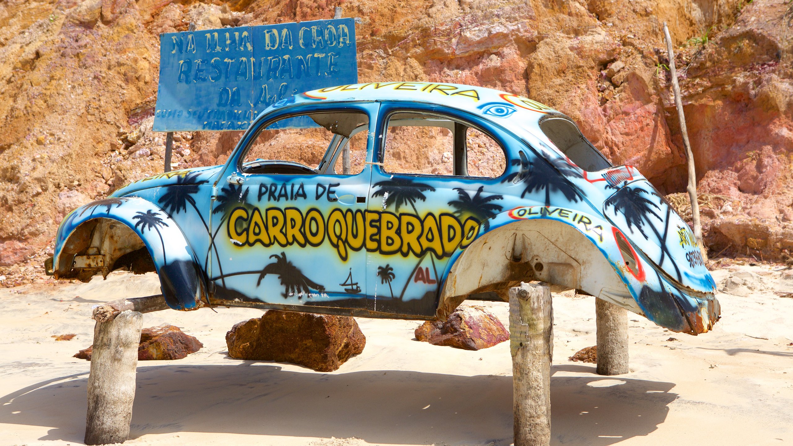 Maceio featuring a statue or sculpture and signage