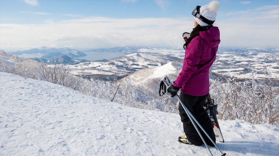 Rusutsu Resort featuring snow, snow skiing and landscape views