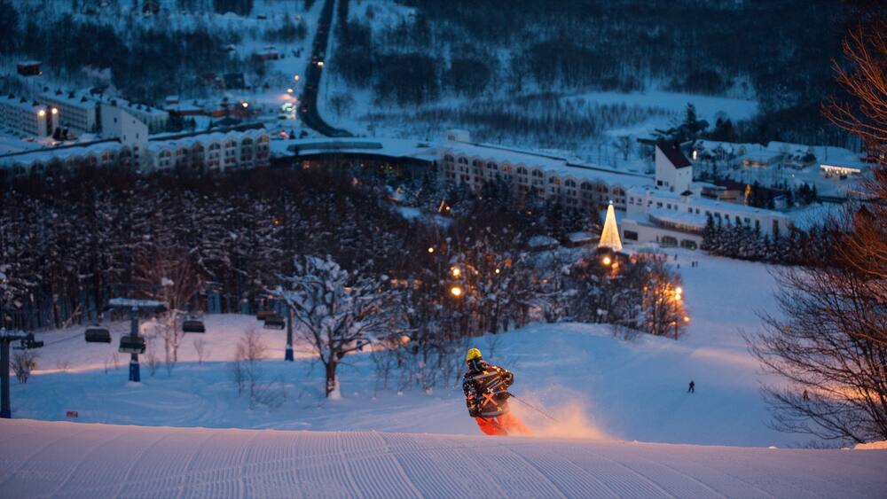 ルスツ リゾート 表示 夜景, スキー と 雪
