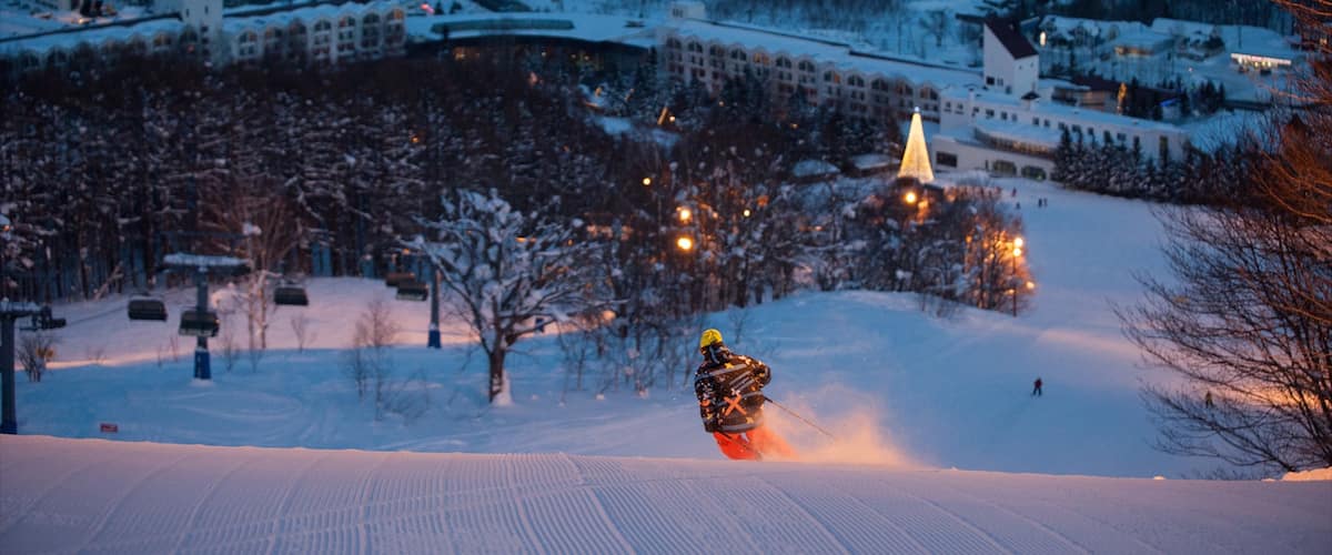 ルスツ リゾート 表示 夜景, スキー と 雪