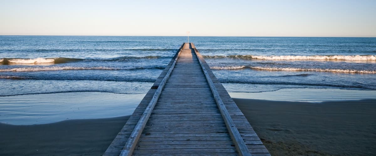 Lido di Jesolo ์ ๋ณด์ฌ์ฃผ๋ ์ ๊ฒฝ ๊ณผ ํด๋ณ
