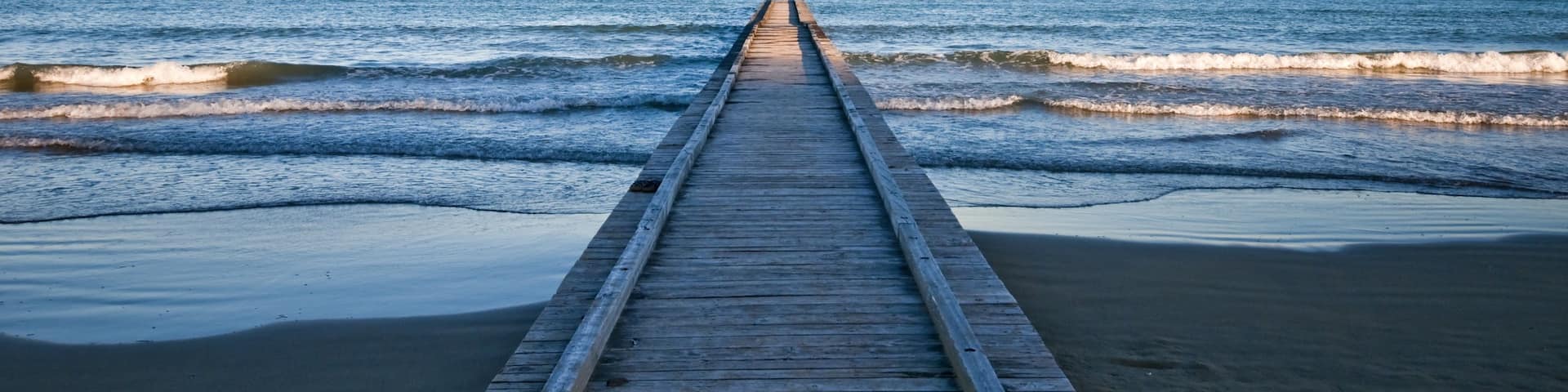 Lido di Jesolo mit einem Ansichten und Strand