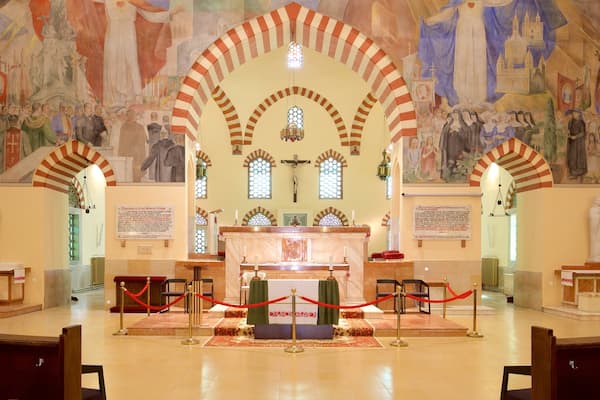Mosque of Gazi Kaszim Pasha mit einem Innenansichten, religiöse Elemente und Moschee