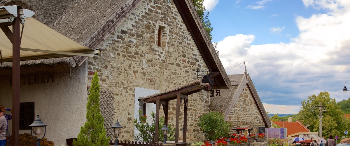 Tihany which includes a house, heritage elements and street scenes