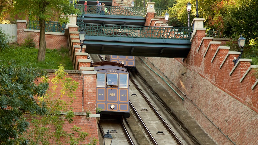 Kereta Gantung Bukit Kastil Budapest