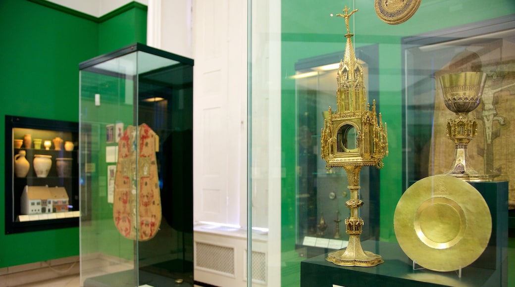 Hongaars Nationaal Museum toont interieur