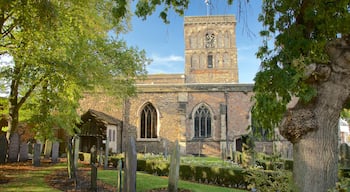 Leicester fasiliteter samt kirke eller katedral, kirkegård og historisk arkitektur