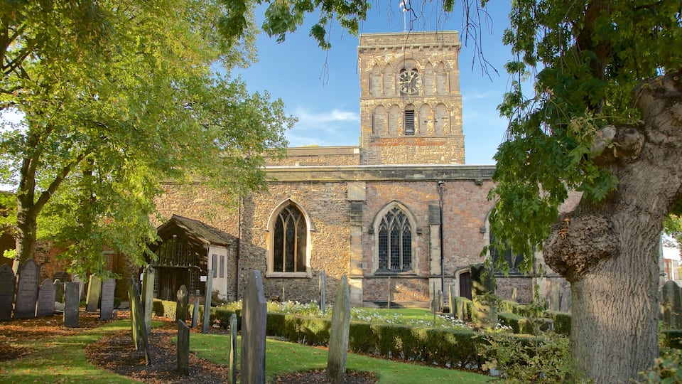 Leicester presenterar en kyrkogård, historisk arkitektur och en trädgård