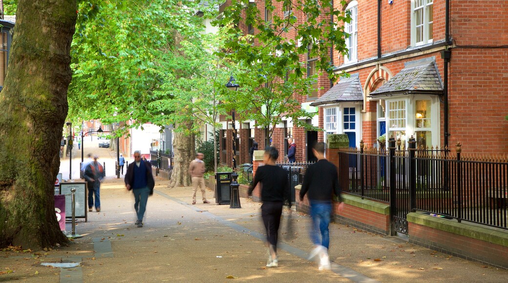 Leicester ofreciendo un jardín