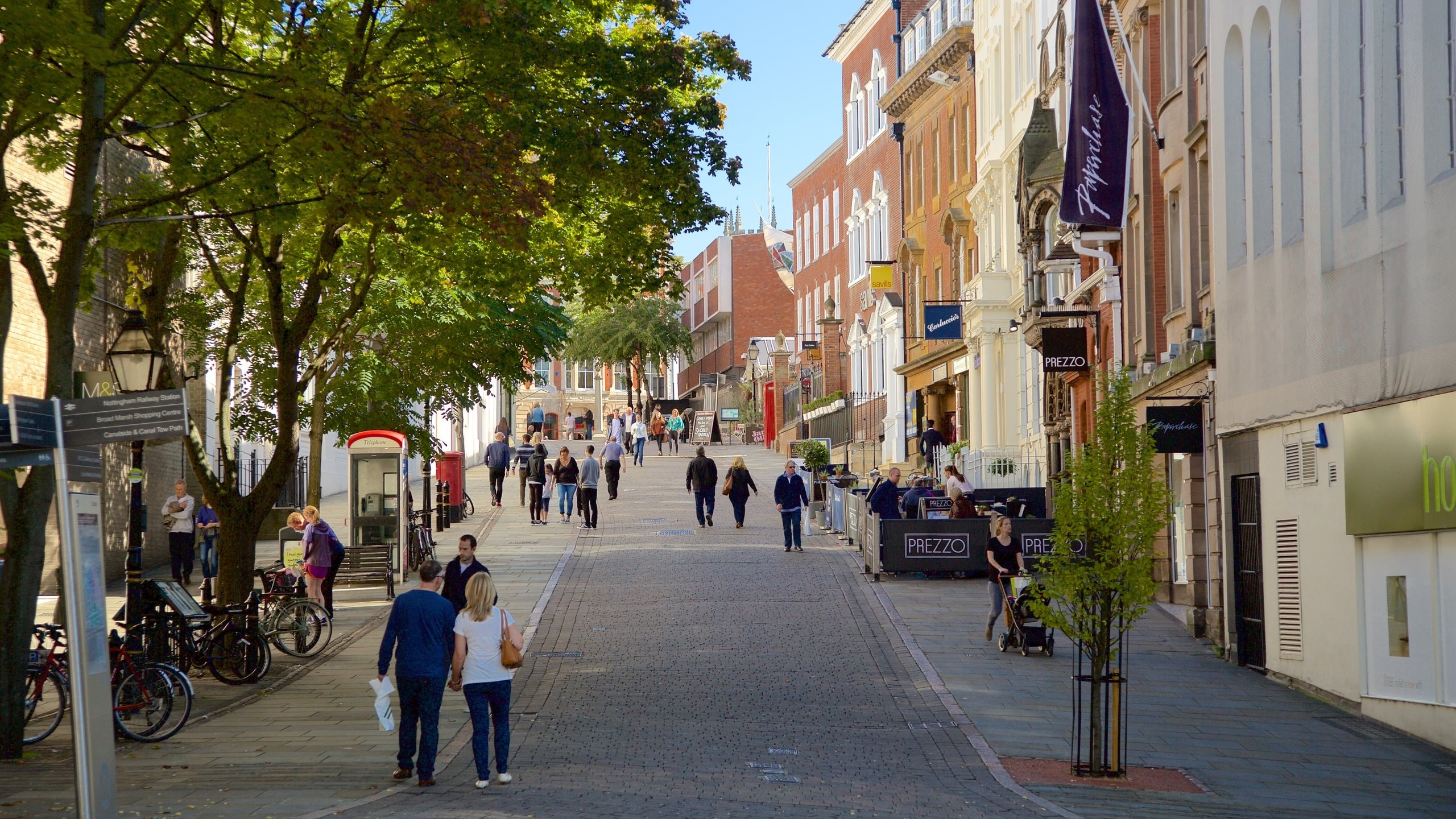 Nottingham featuring street scenes and a city