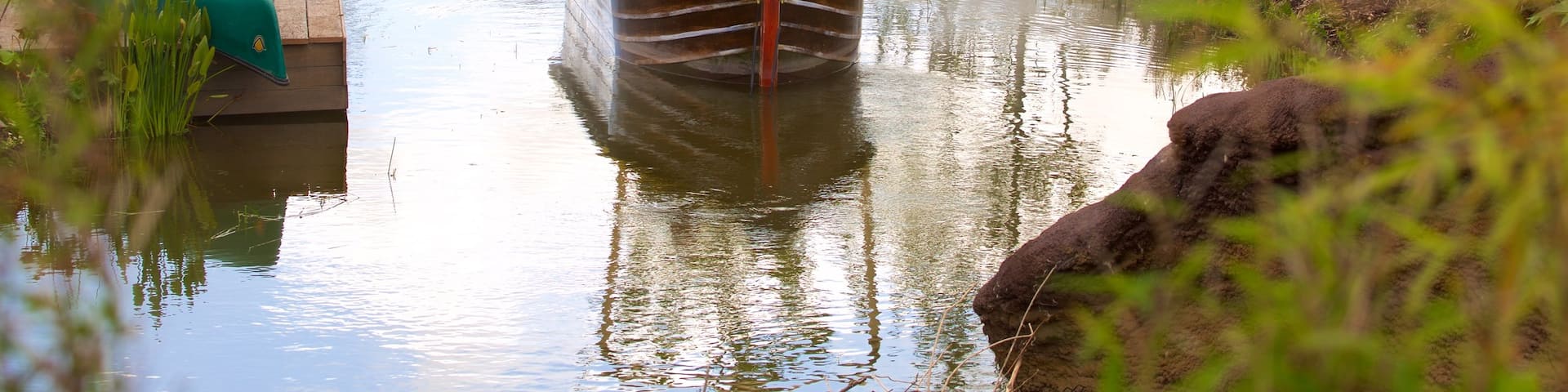 Chester Zoo featuring kayaking or canoeing, a river or creek and zoo animals