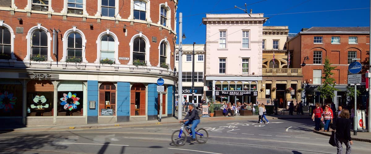 Lace Market showing a city, road cycling and street scenes