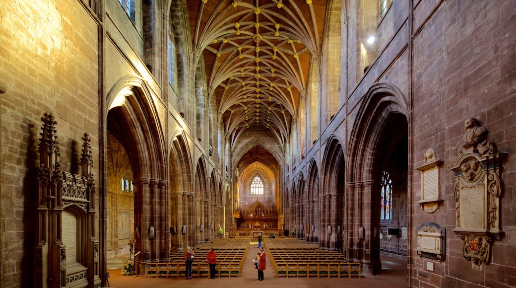 Catredral de Chester mostrando una iglesia o catedral, arquitectura patrimonial y vista interna