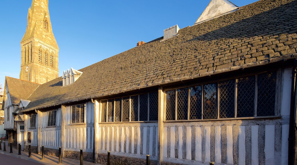 Leicester showing heritage elements