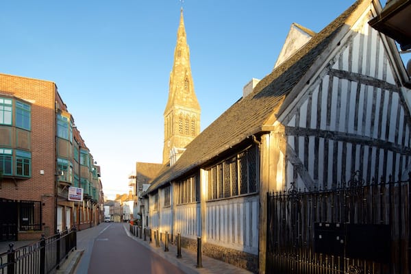 Leicester mettant en vedette patrimoine historique et scĂšnes de rue