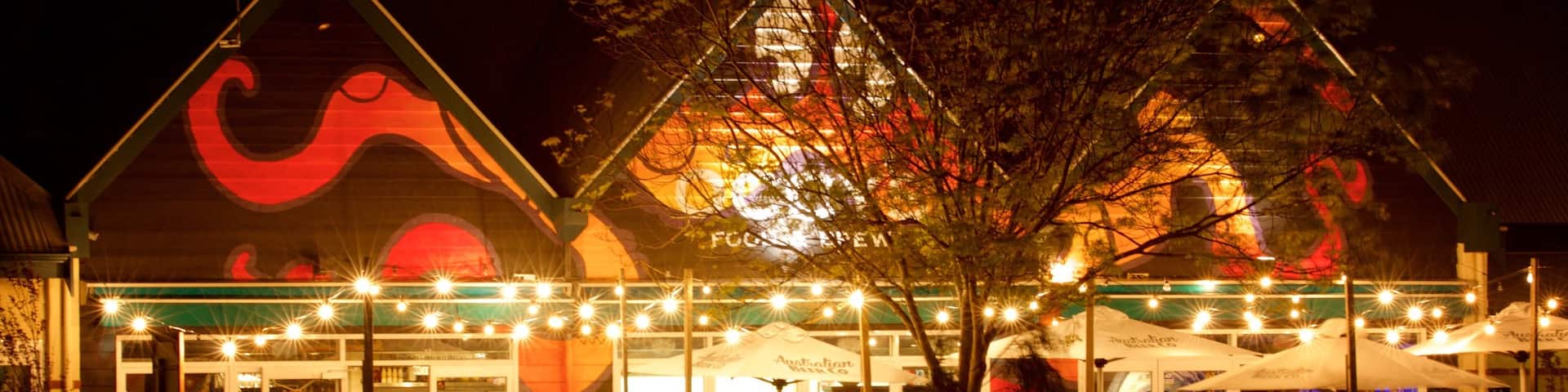 Dunsborough showing night scenes and outdoor eating