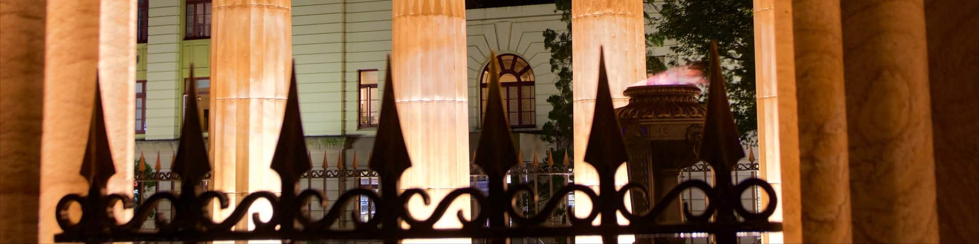 ANZAC Square War Memorial which includes a city and signage