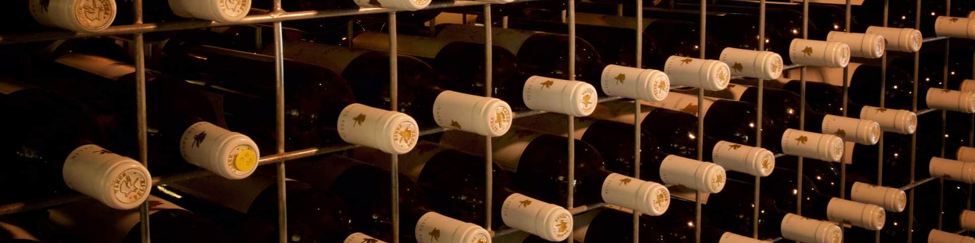Vasse Felix Winery showing drinks or beverages and interior views