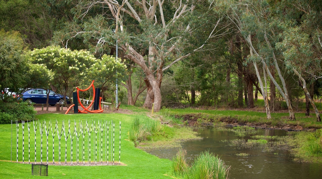 Vasse Felix Winery showing a river or creek