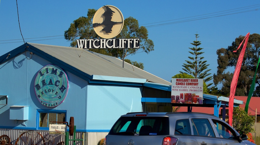 Margaret River Wine Region showing a small town or village and signage