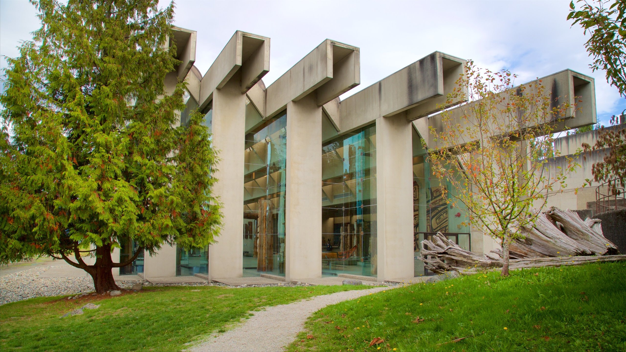 Top 20 University of British Columbia condo and apartment rentals to