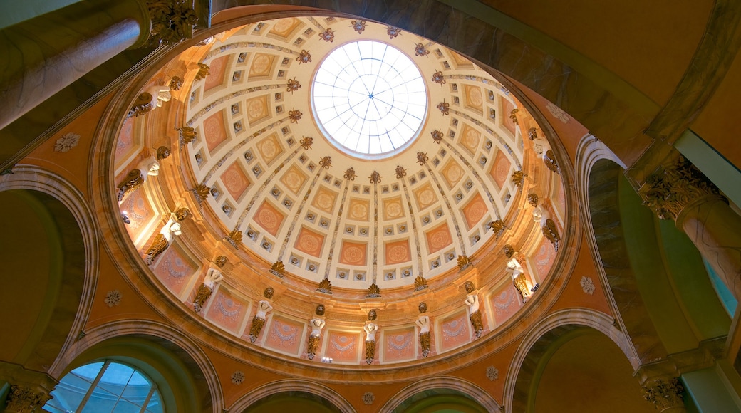 Caracalla Spa which includes heritage architecture and interior views