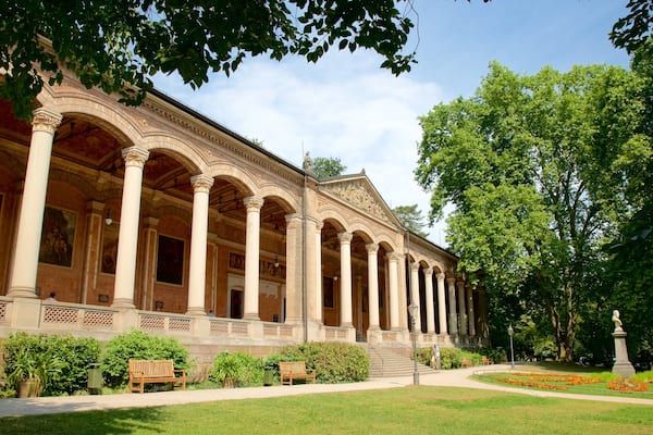 Baden-Baden showing a park