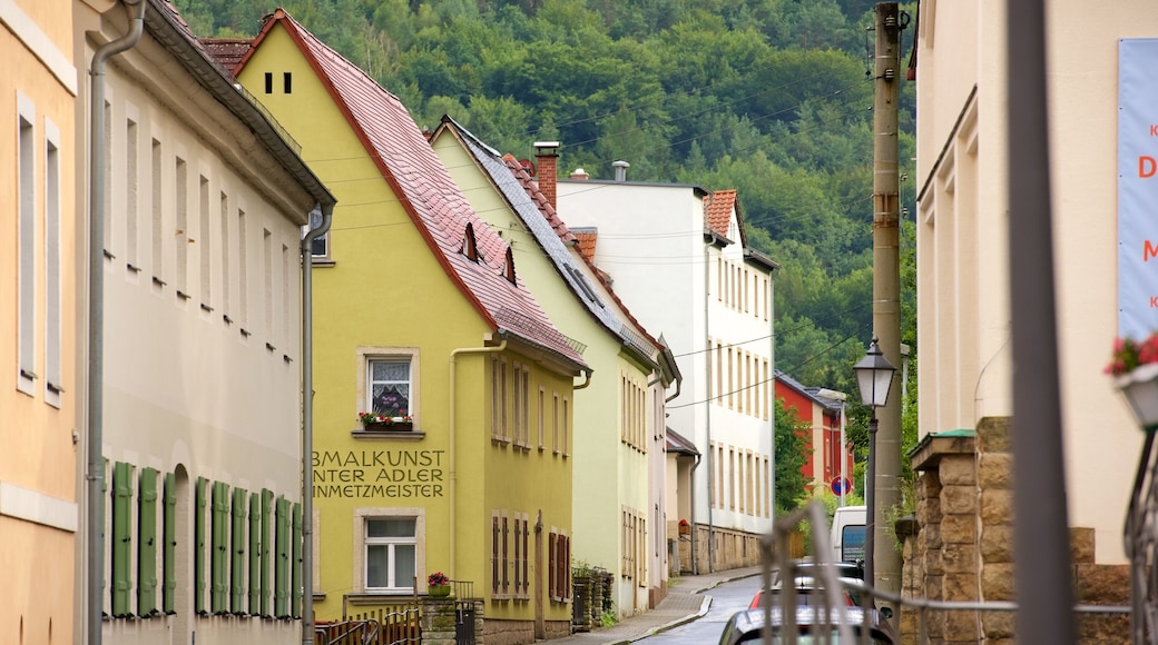 Königstein welches beinhaltet Straßenszenen