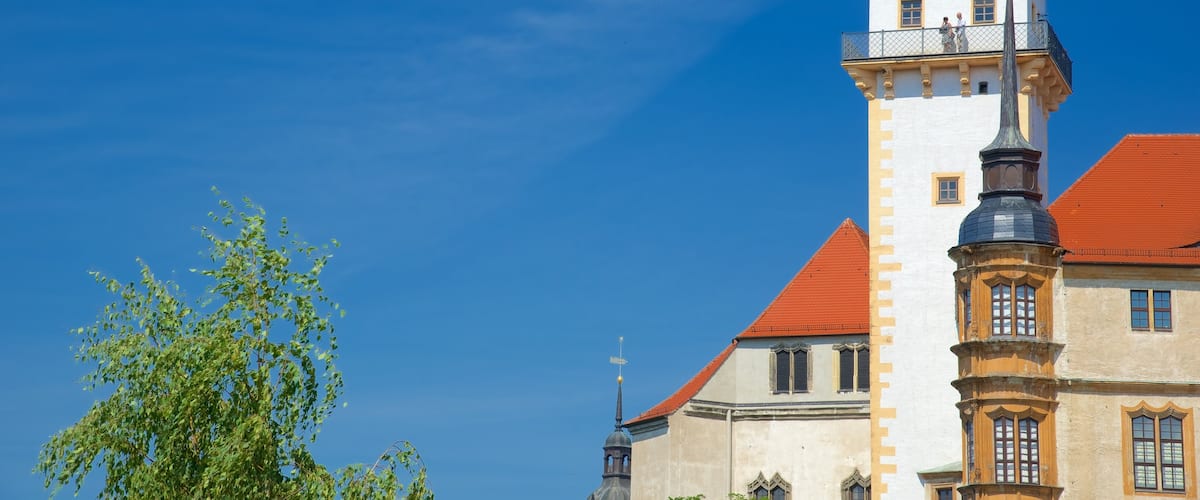 Torgau ofreciendo una iglesia o catedral