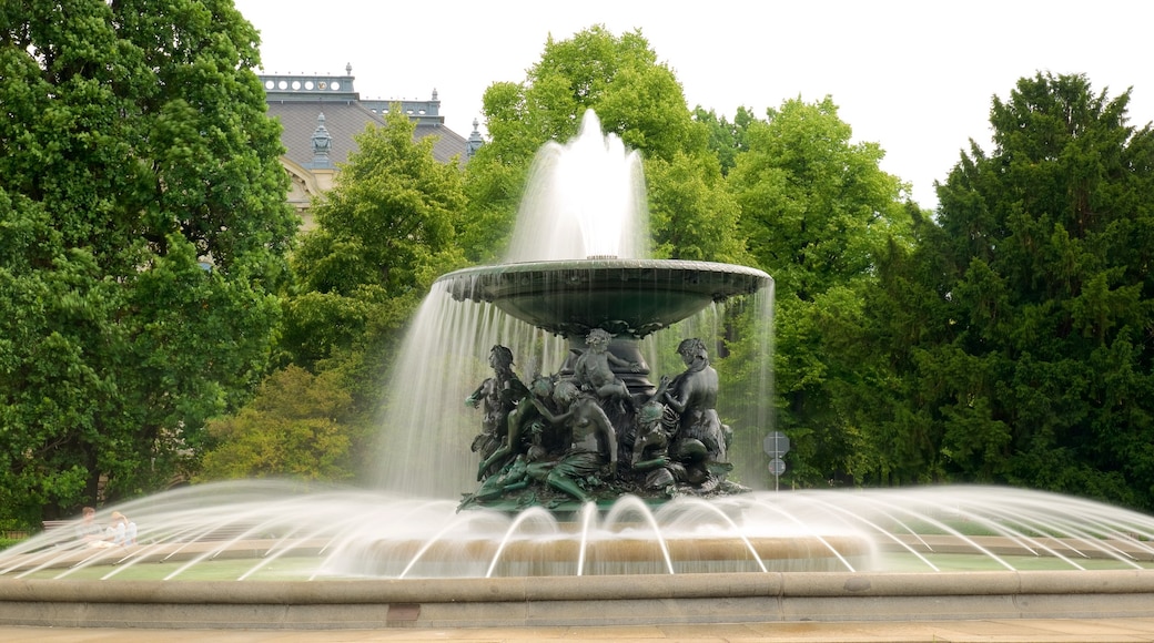 Neustadt showing a fountain