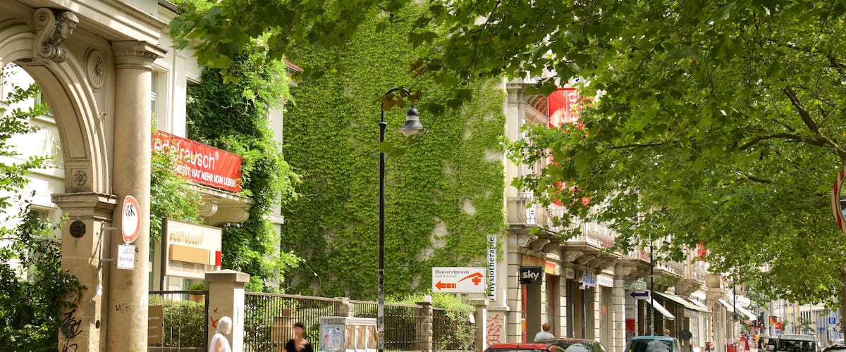 Neustadt welches beinhaltet Straßenszenen