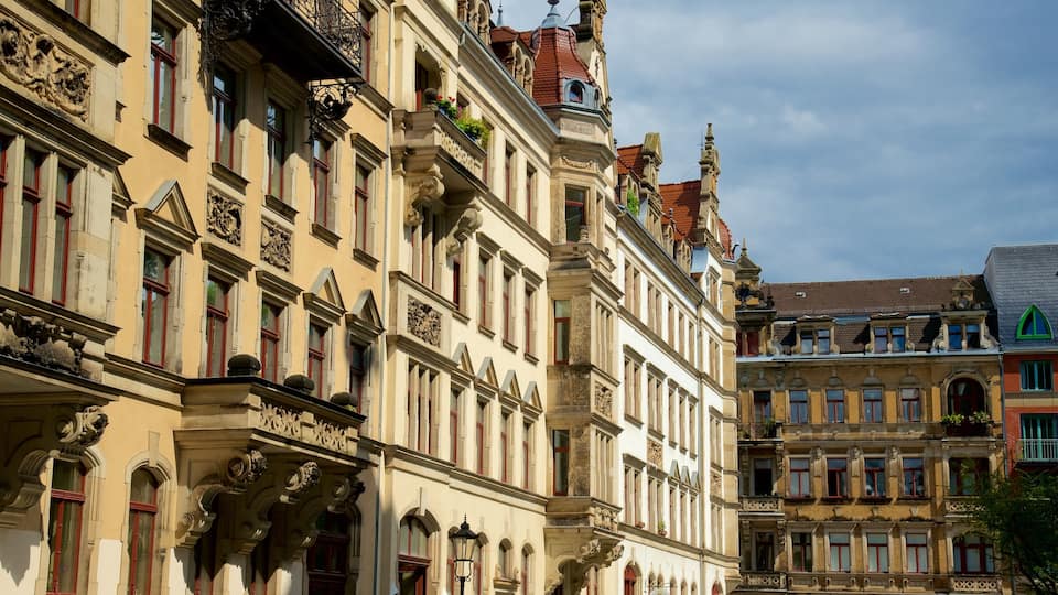 Neustadt bevat historische architectuur