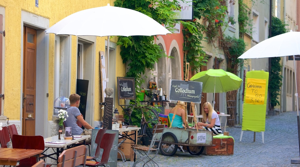 Lindau ofreciendo un pueblo, señalización y escenas cotidianas