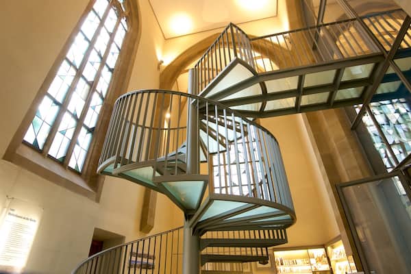 シュティフト教会 表示 屋内の眺め と 教会あるいは大聖堂