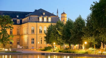 Stuttgart og byder på en have og historiske bygningsværker