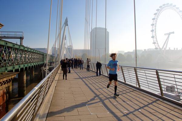 London das einen Stadt, Brücke und Fluss oder Bach