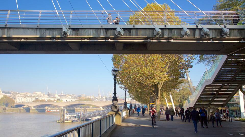 South Bank showing a river or creek, a city and a bridge