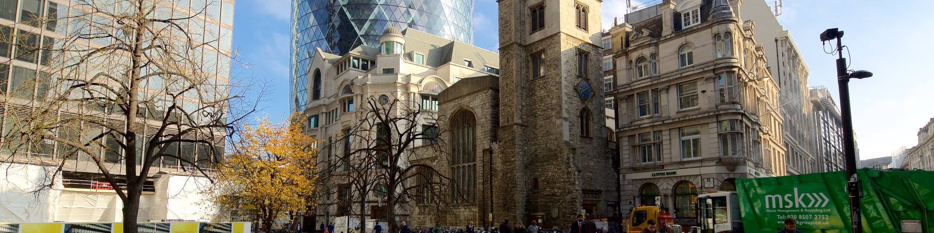 The Gherkin featuring a city, chateau or palace and heritage architecture