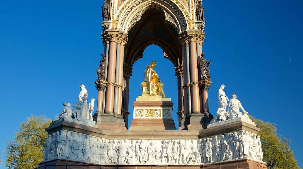 Albert Memorial showing a statue or sculpture